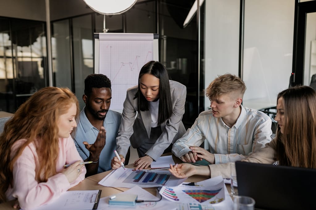digital economy benefits small business to compete