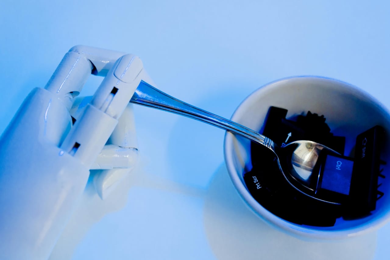 How to use AI to automate a small business?